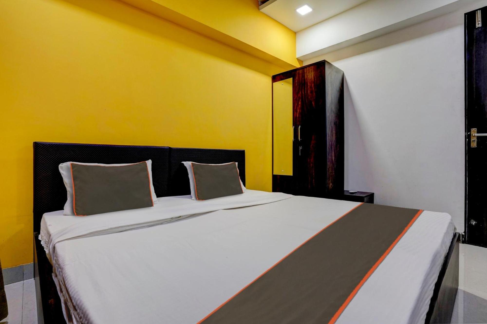 Отель Rio Corporate House Мумбаи Экстерьер фото